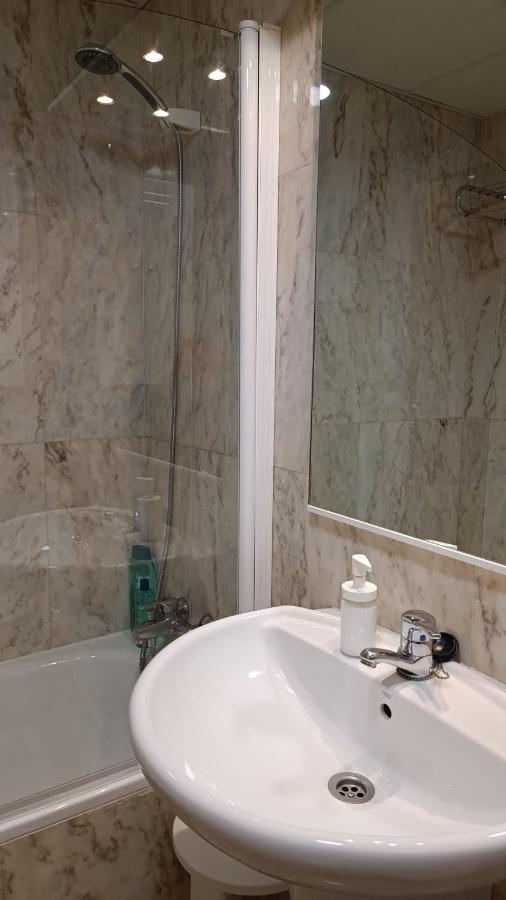 Lc Gavin - Parking Gratis Apartman Zaragoza Kültér fotó